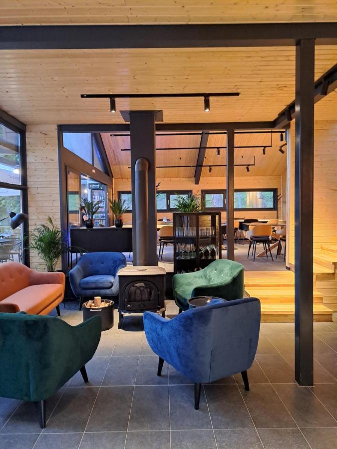 فندق Saint Constantine Mountain Retreat بيشتيرا المظهر الخارجي الصورة